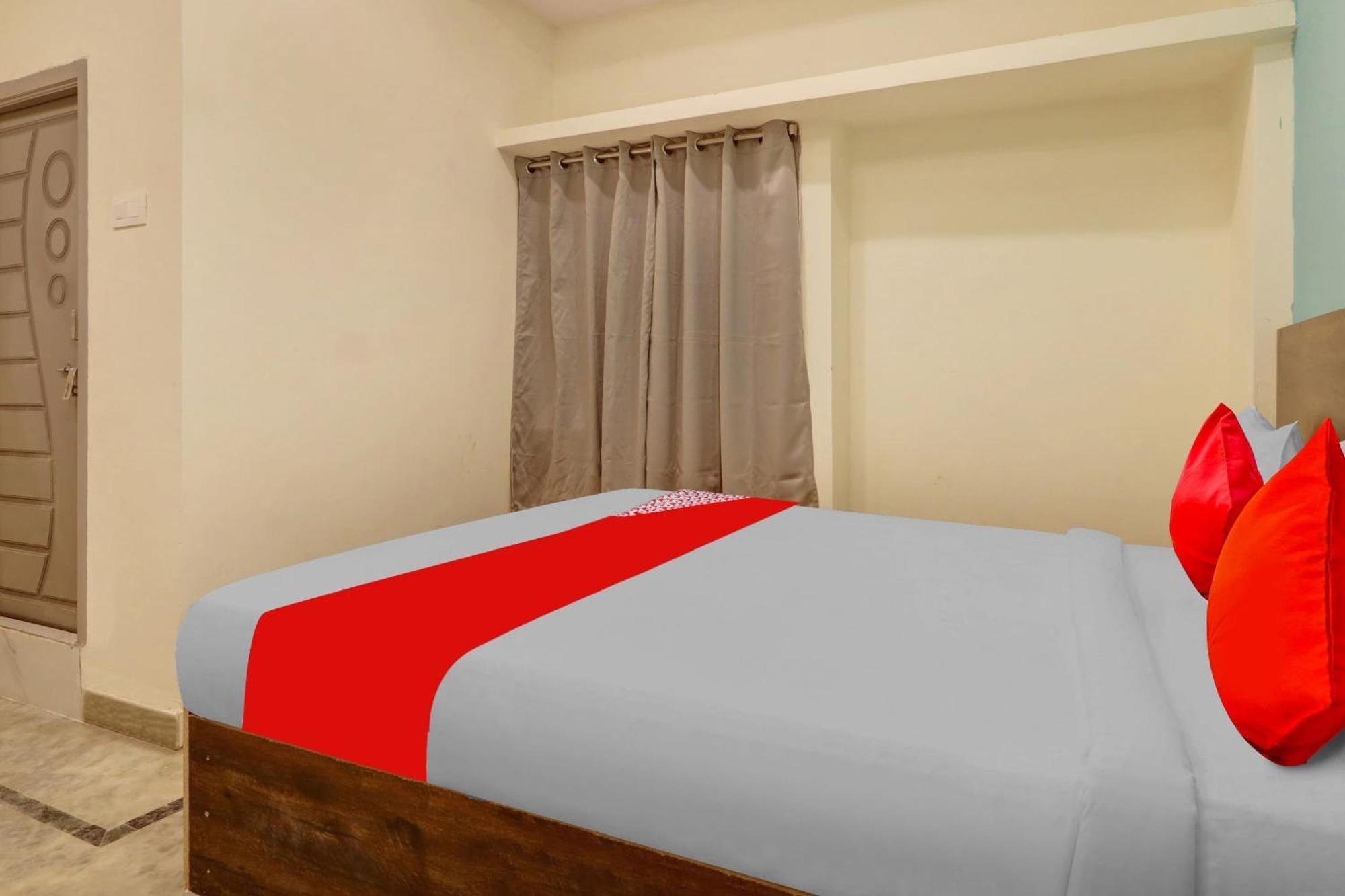Hotel O R Square Sururnagar Esterno foto